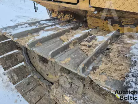 Grondschuivers 2013 Dressta TD10R (14)