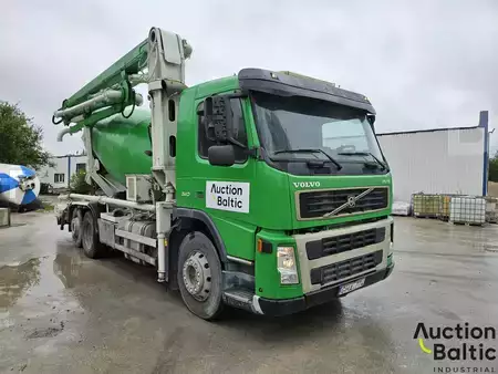 Betonpompen 2004 Volvo FM 9 (1)