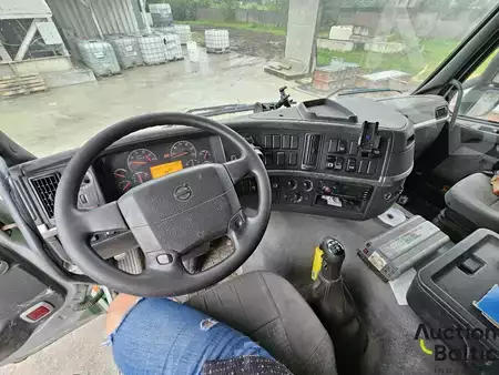 Betonpompen 2004 Volvo FM 9 (9)