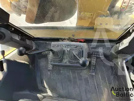 Rigid Backhoe Loader 2018 Caterpillar 434 F2 (12)