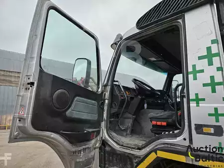 Truck mixer 2002 Volvo FM12 (6)
