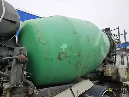 Truck mixer 2002 Volvo FM12 (6)