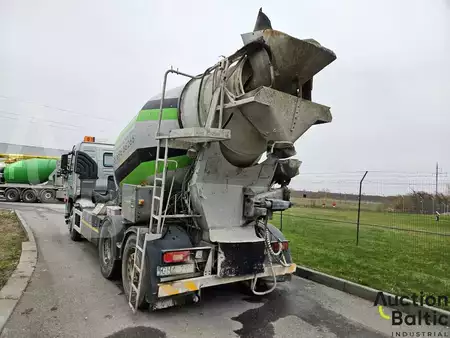 Truck mixer 2002 Volvo FM9 (3)