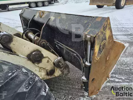 Rigid Backhoe Loader 2017 Caterpillar 444 F2 (17)