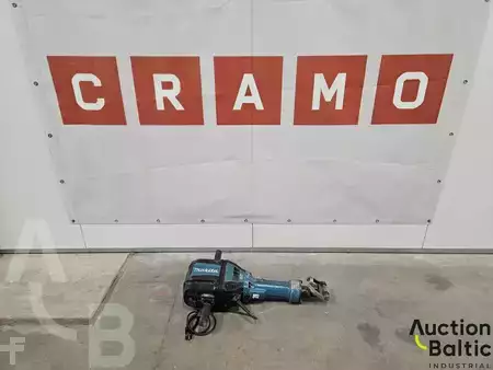 Piling hammers 2018 Makita HM1812 (1)