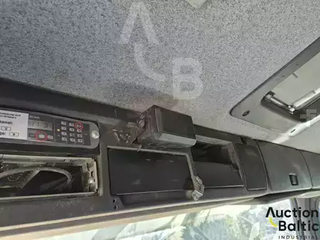 Lastbil 2001 Volvo FM12 6X4 (13)