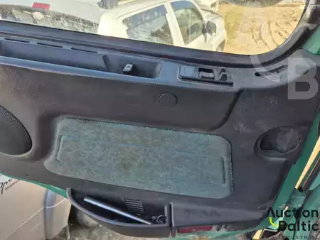 Lastbil 2001 Volvo FM12 6X4 (14)