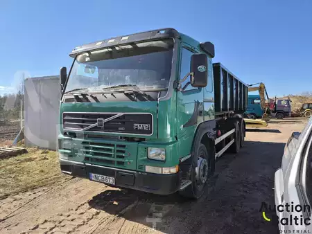 Lastbil 2001 Volvo FM12 6X4 (2)