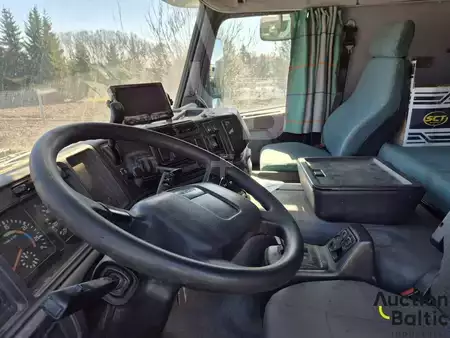 Lastbil 2001 Volvo FM12 6X4 (7)