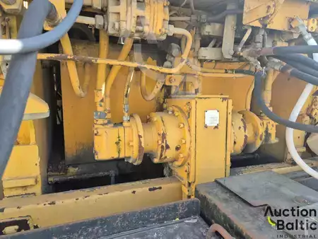 Kerékburkoló 1987 Demag DF 120 P (12)