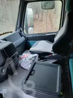 Lastbil 2000 Volvo FM12 (11)