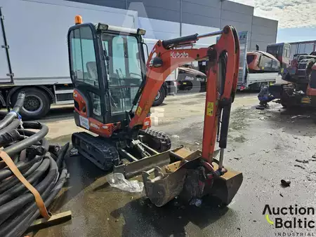 Minibagry 2020 Kubota KX 019-4 (2)