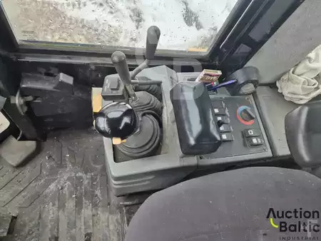 Pyöräkuormaajat 2005 Caterpillar 930 G (9)