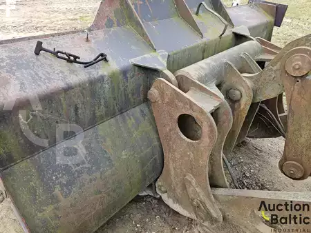Cargadoras de ruedas 1996 Volvo L 90 C (14)