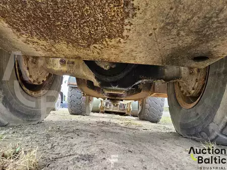 Cargadoras de ruedas 1996 Volvo L 90 C (20)