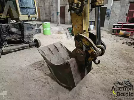 Pelle sur pneus 1995 Atlas 1604 (12)