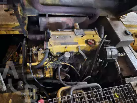 Pelle sur pneus 1995 Atlas 1604 (20)