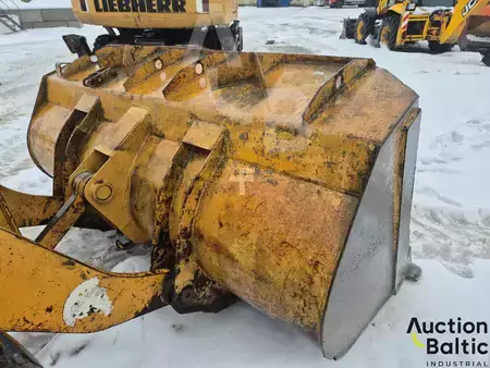 Pale Gommate 2004 Amkodor 333.2 (11)