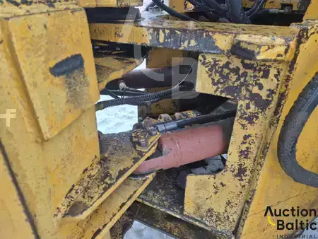 Pale Gommate 2004 Amkodor 333.2 (12)