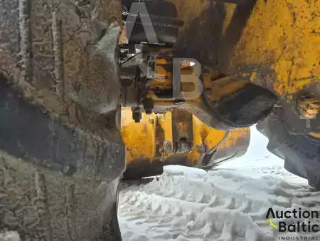 Pale Gommate 2004 Amkodor 333.2 (16)