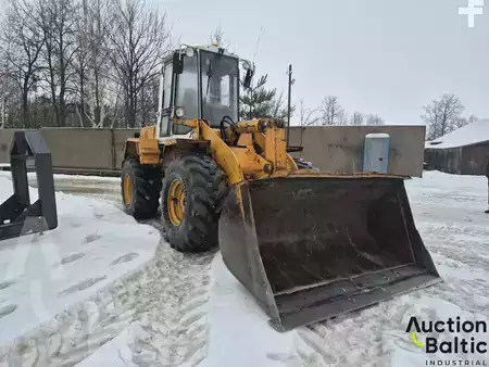 Pale Gommate 2004 Amkodor 333.2 (2)