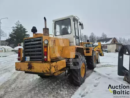 Pale Gommate 2004 Amkodor 333.2 (3)