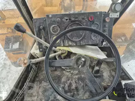 Pale Gommate 2004 Amkodor 333.2 (6)