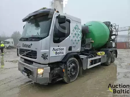 Truck mixer 2007 Volvo FE320 (1)