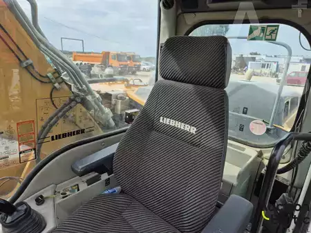 Kedjegraver 2013 Liebherr R 916 LC (19)