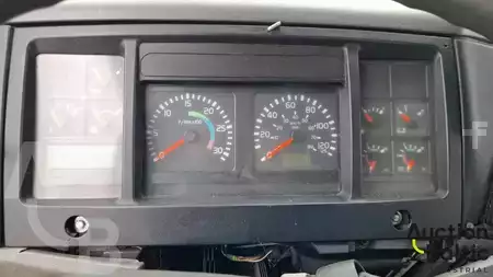 Lastbil 2005 Volvo FL220 (18)