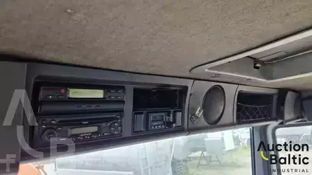 Lastbil 2005 Volvo FL220 (7)