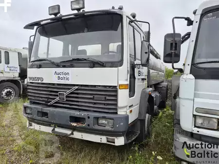Lastbil 1997 Volvo FL6 (1)