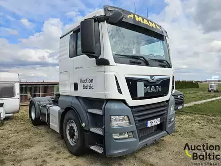 Ciężarówka 2017 MAN TGX18.460 (2)