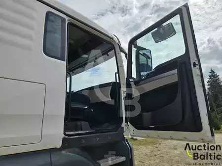 Ciężarówka 2017 MAN TGX18.460 (5)
