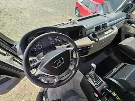 Ciężarówka 2017 MAN TGX18.460 (9)