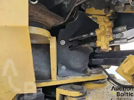 Radlader 2001 Caterpillar 924 G (12)