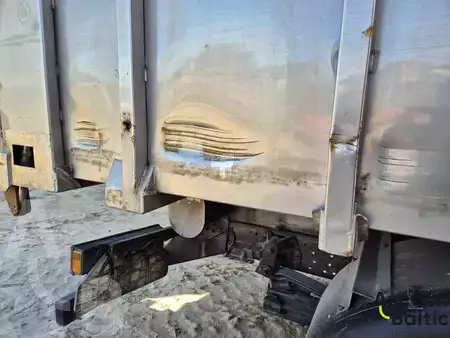 Kamion 1995 Mercedes-Benz 1517 (9)