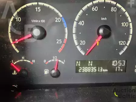 Lastbil 2007 Scania P 380 (9)