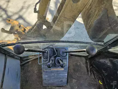 Rigid Backhoe Loader 1997 Case 580 LE (12)