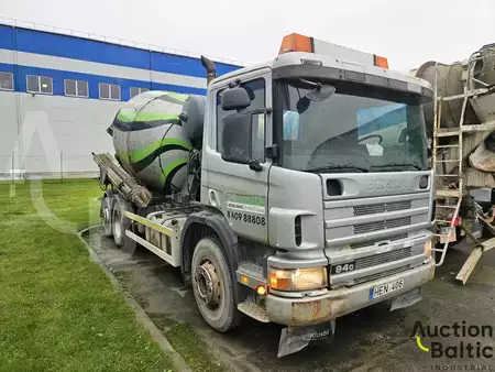 Lastbilsblandare 1997 Scania P 94 GB (2)