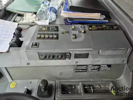 Mobilkran 2005 Grove GMK 3050 (10)