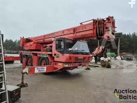 Mobilkran 2005 Grove GMK 3050 (2)