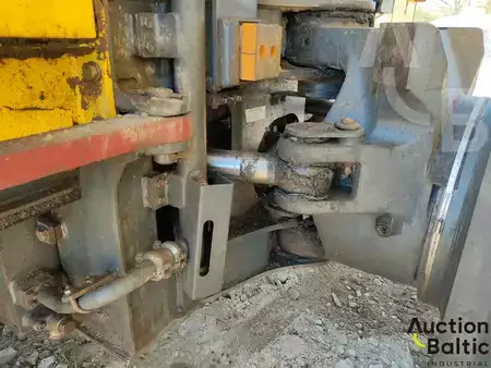 Wywrotki przegubowe 2006 Komatsu HM400 (12)
