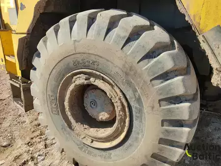 Wywrotki przegubowe 2006 Komatsu HM400 (20)