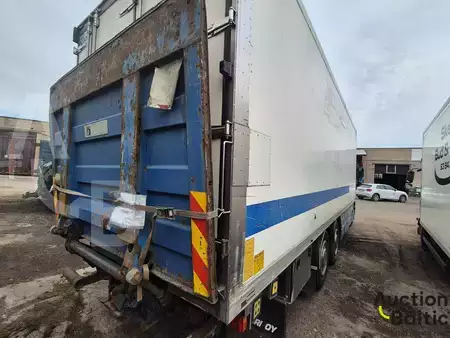 Vrachtwagen 2007 Volvo FM360 (5)