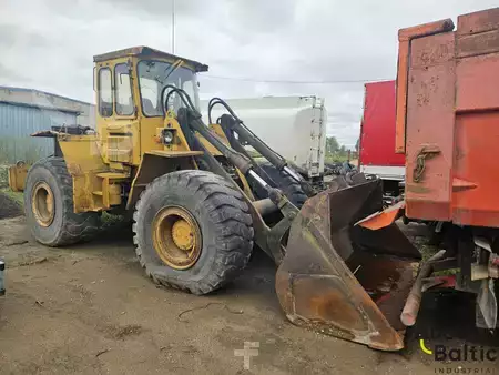 Wielladers 1990 Volvo 4500 (1)