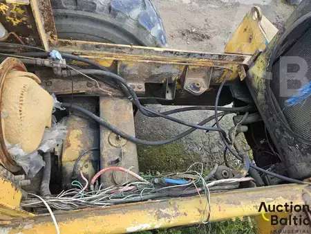 Wielladers 1990 Volvo 4500 (18)