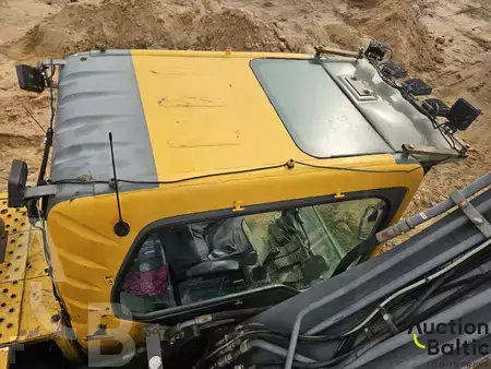 Pelles sur chenilles 2003 Volvo EC 210 B LC (11)