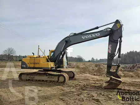 Pelles sur chenilles 2003 Volvo EC 210 B LC (4)