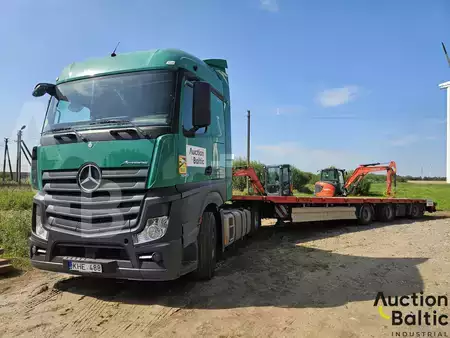 Vrachtwagen 2014 Mercedes-Benz Actros 1845 (1)